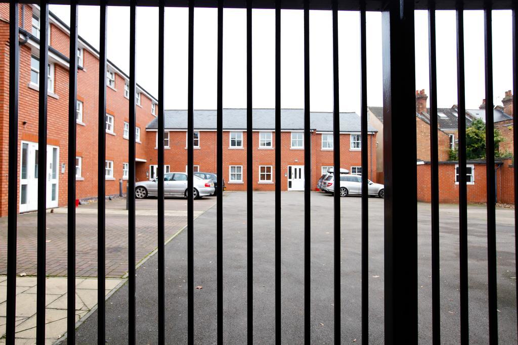 Leamington Spa Apartments Bagian luar foto